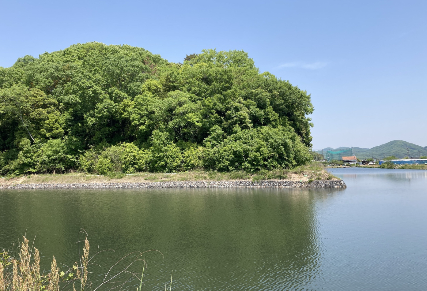 両宮山古墳