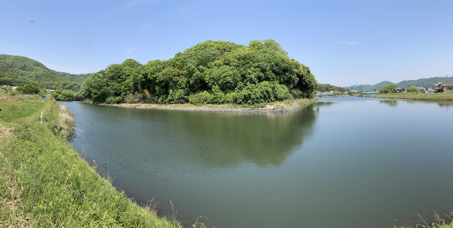 両宮山古墳
