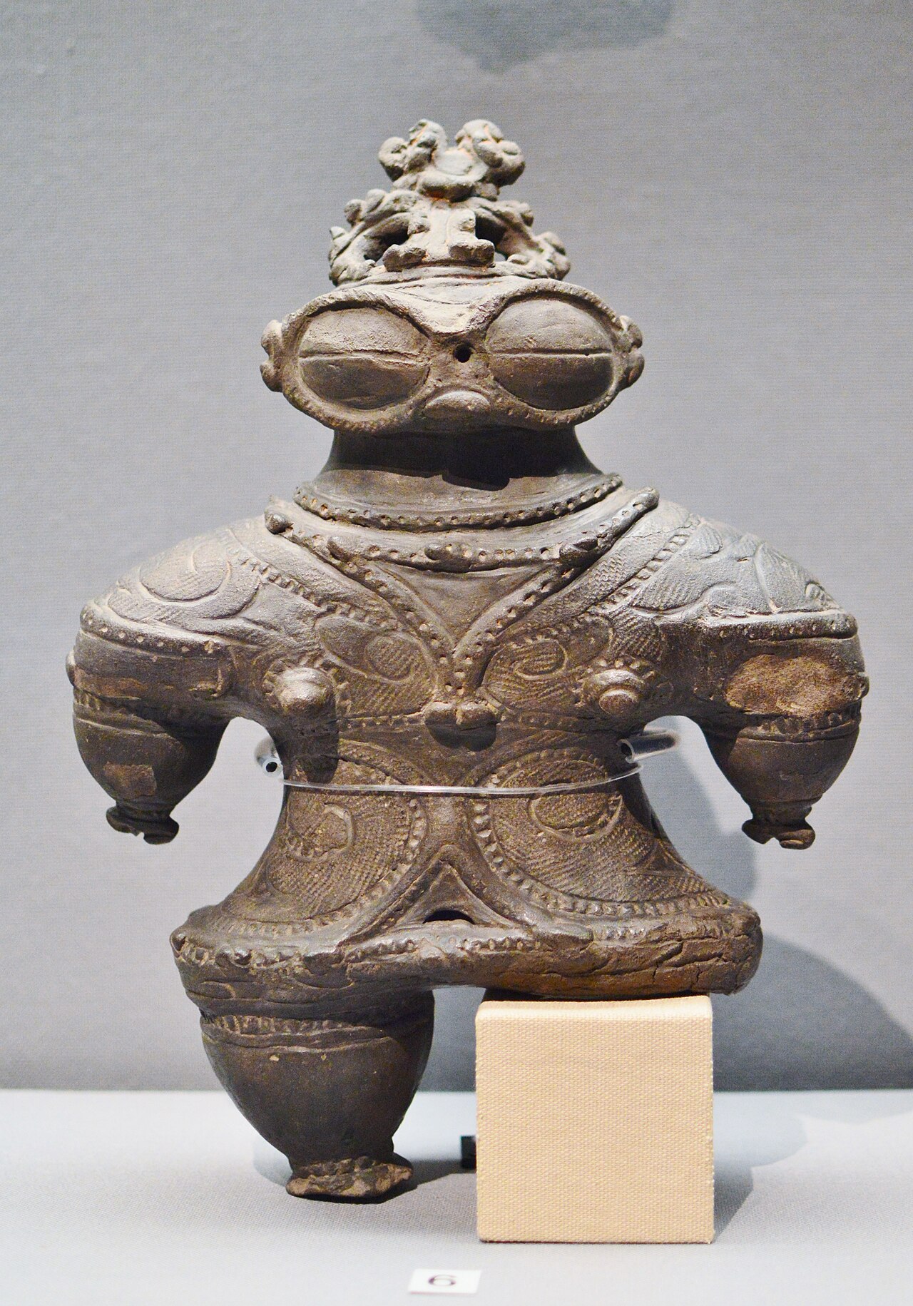 遮光器土偶