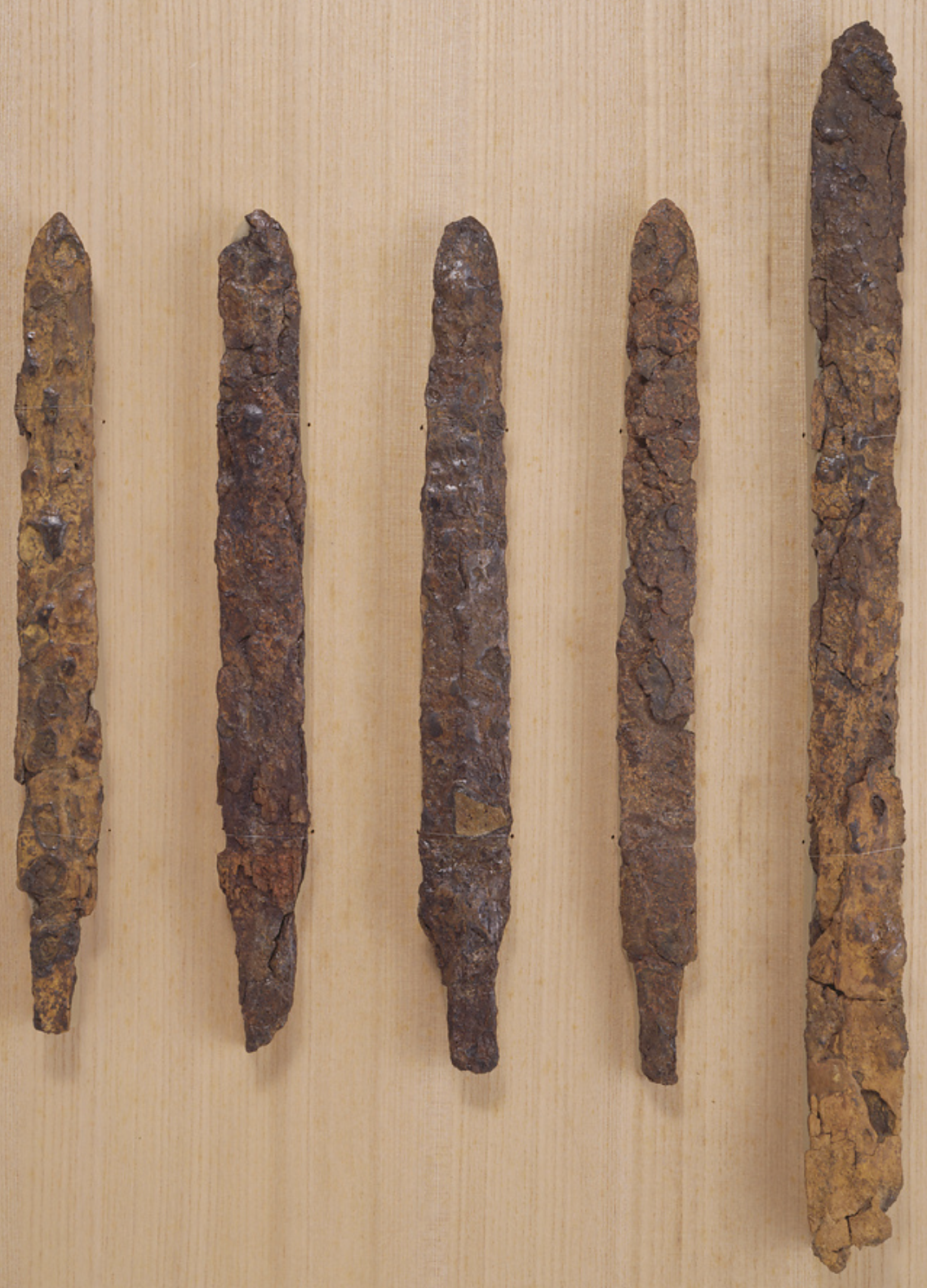 東之宮古墳鉄剣