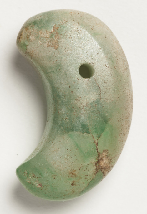 信包八幡神社古墳 装身具 勾玉